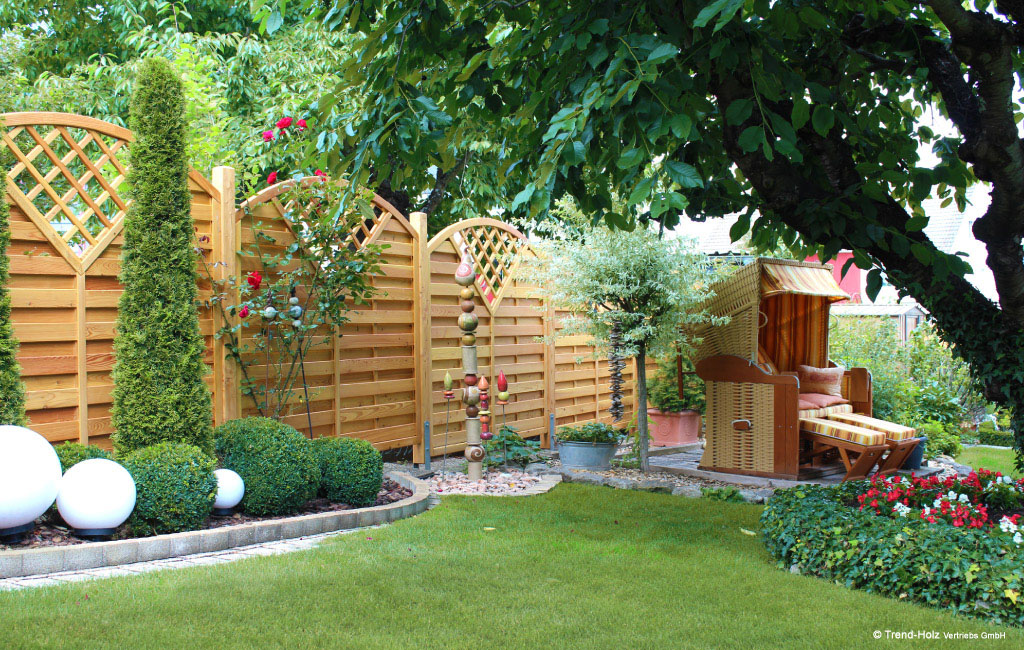Garten mit Sichtschutzzaun Serie Toblach Rankbogen, Lärchenholz